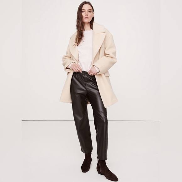 NWT! Banana Republic Mid-Rise Slim Vegan Leather Pull-On Pants - Size XXS Petite - Picture 1 of 4